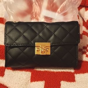 Basic small black purse